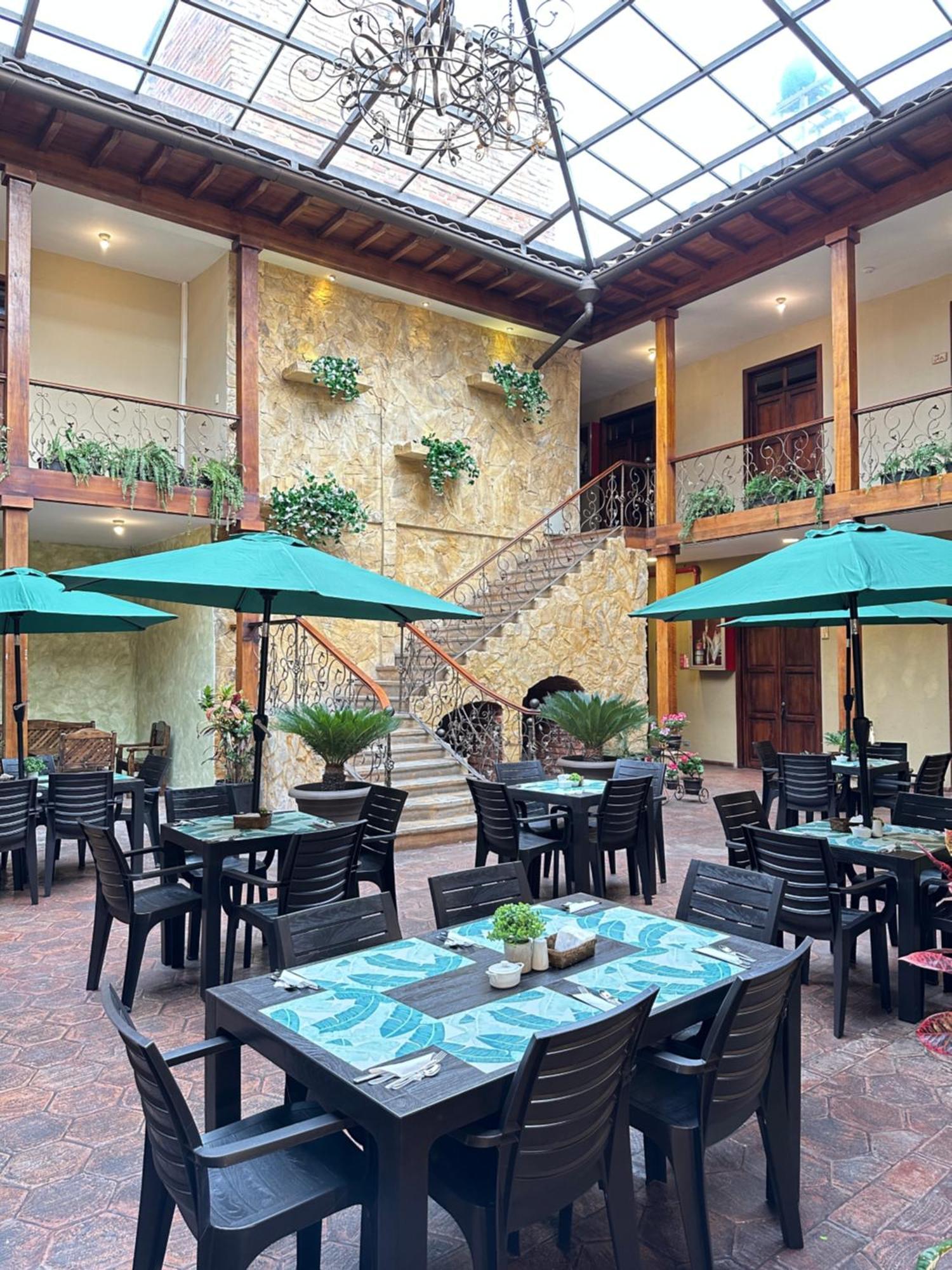 Nass Central Garden Cuenca Dış mekan fotoğraf