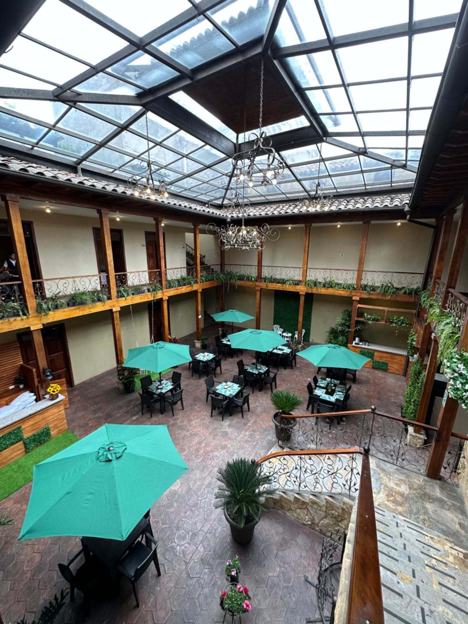 Nass Central Garden Cuenca Dış mekan fotoğraf