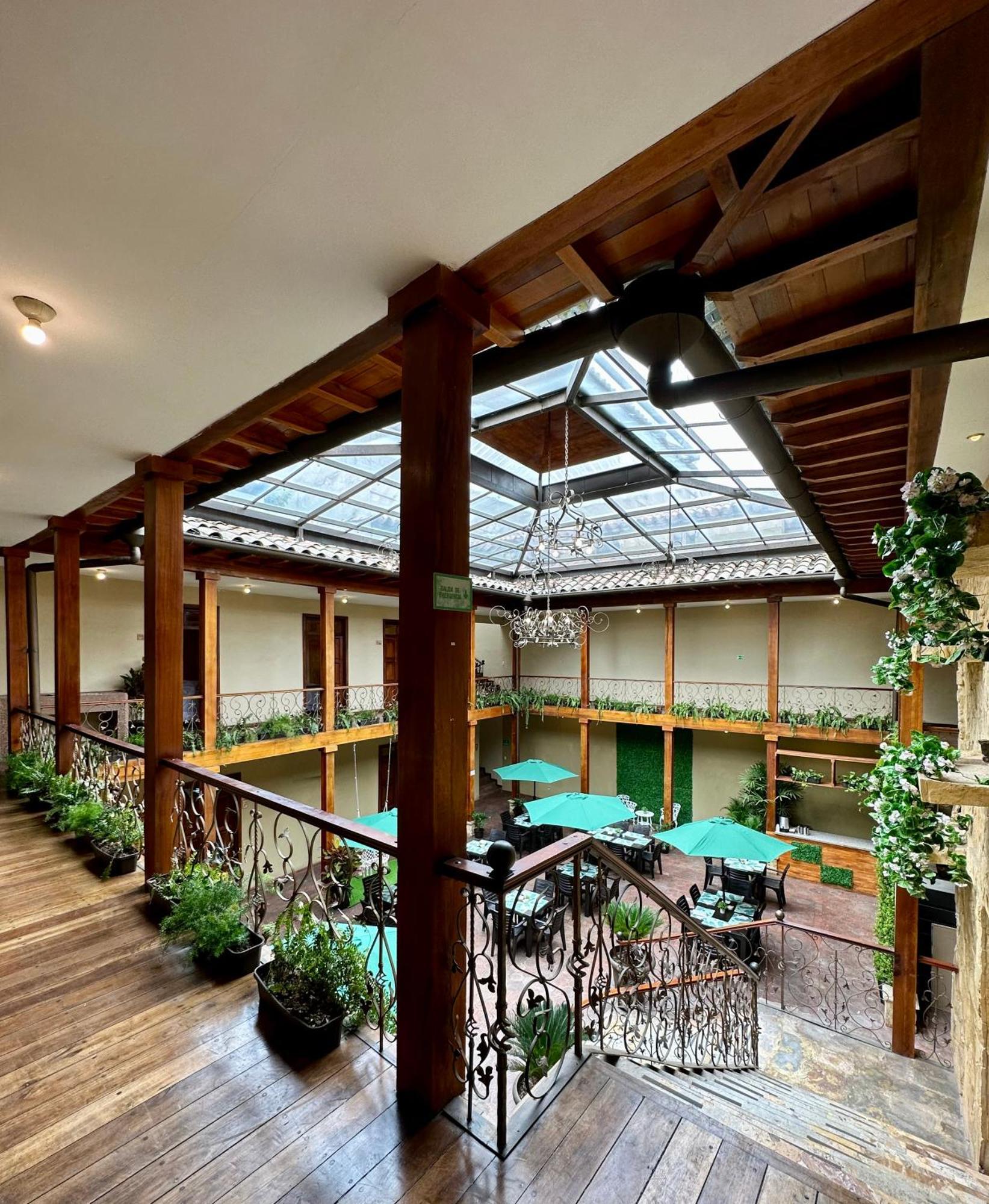 Nass Central Garden Cuenca Dış mekan fotoğraf